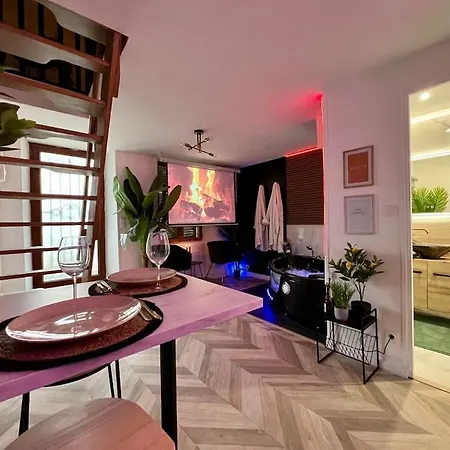 Apartment Black Love-room - Balneo - Cinema *